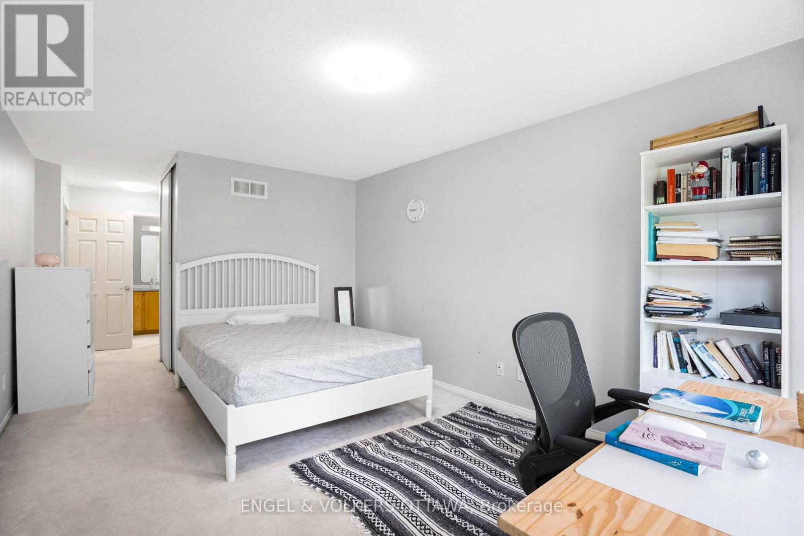 8 GLENRILL PLACE - 31