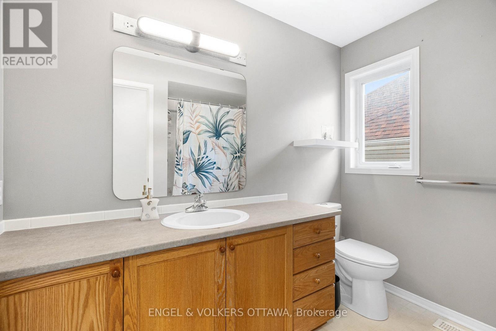 8 GLENRILL PLACE - 32
