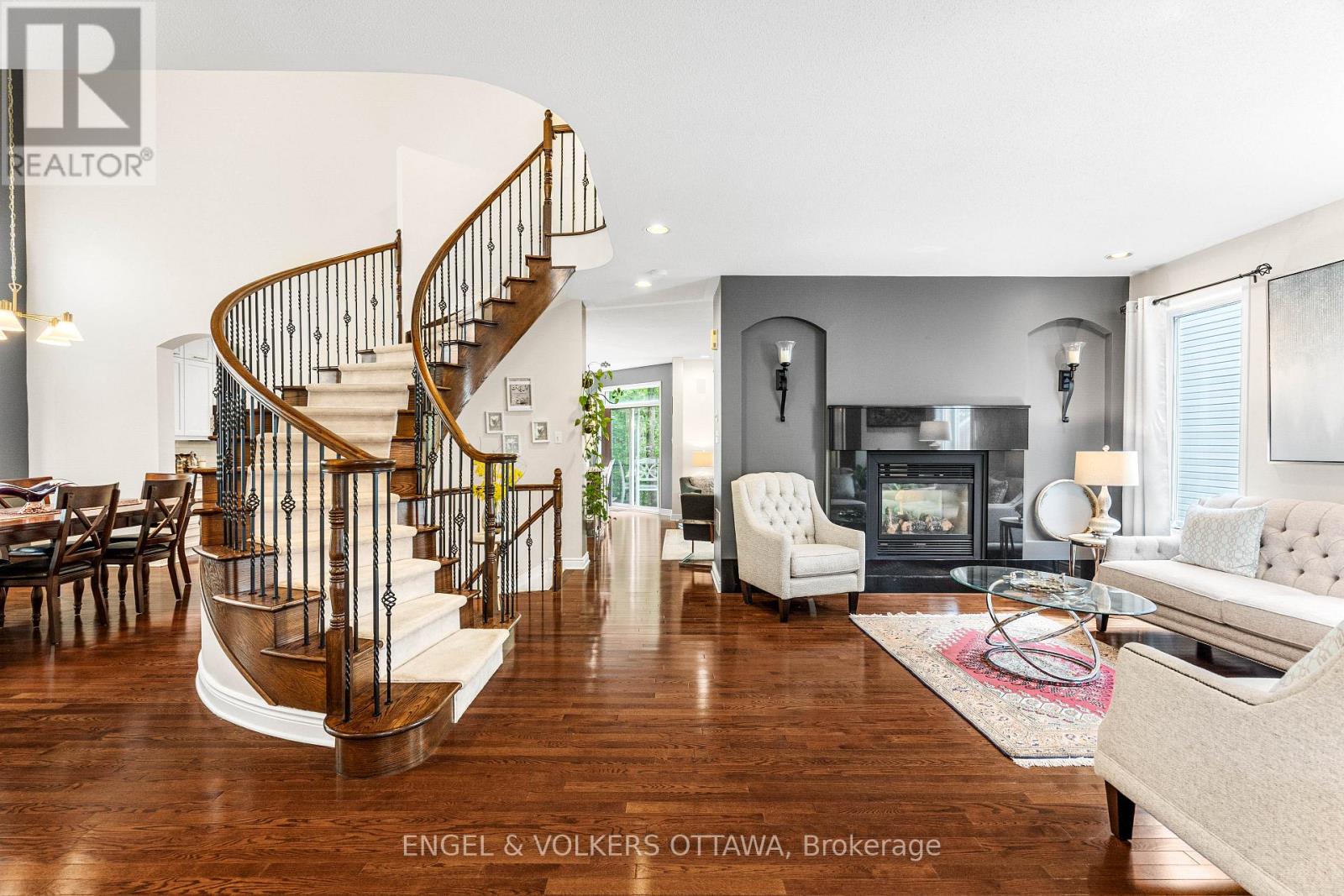 8 GLENRILL PLACE - 4