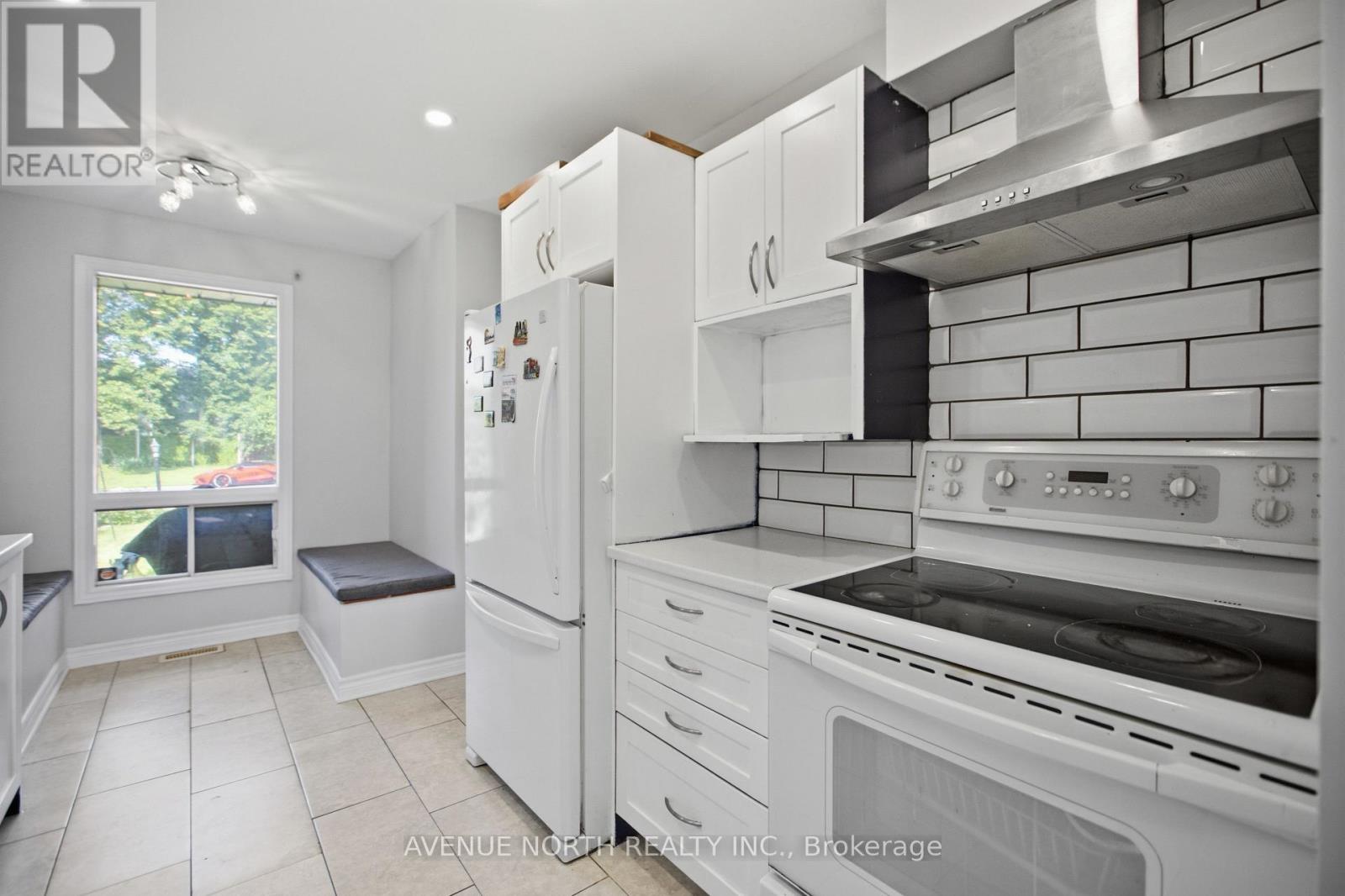 6 WOLFGANG DRIVE, Ottawa. Luxury613. By Peter Sagos - Image 17