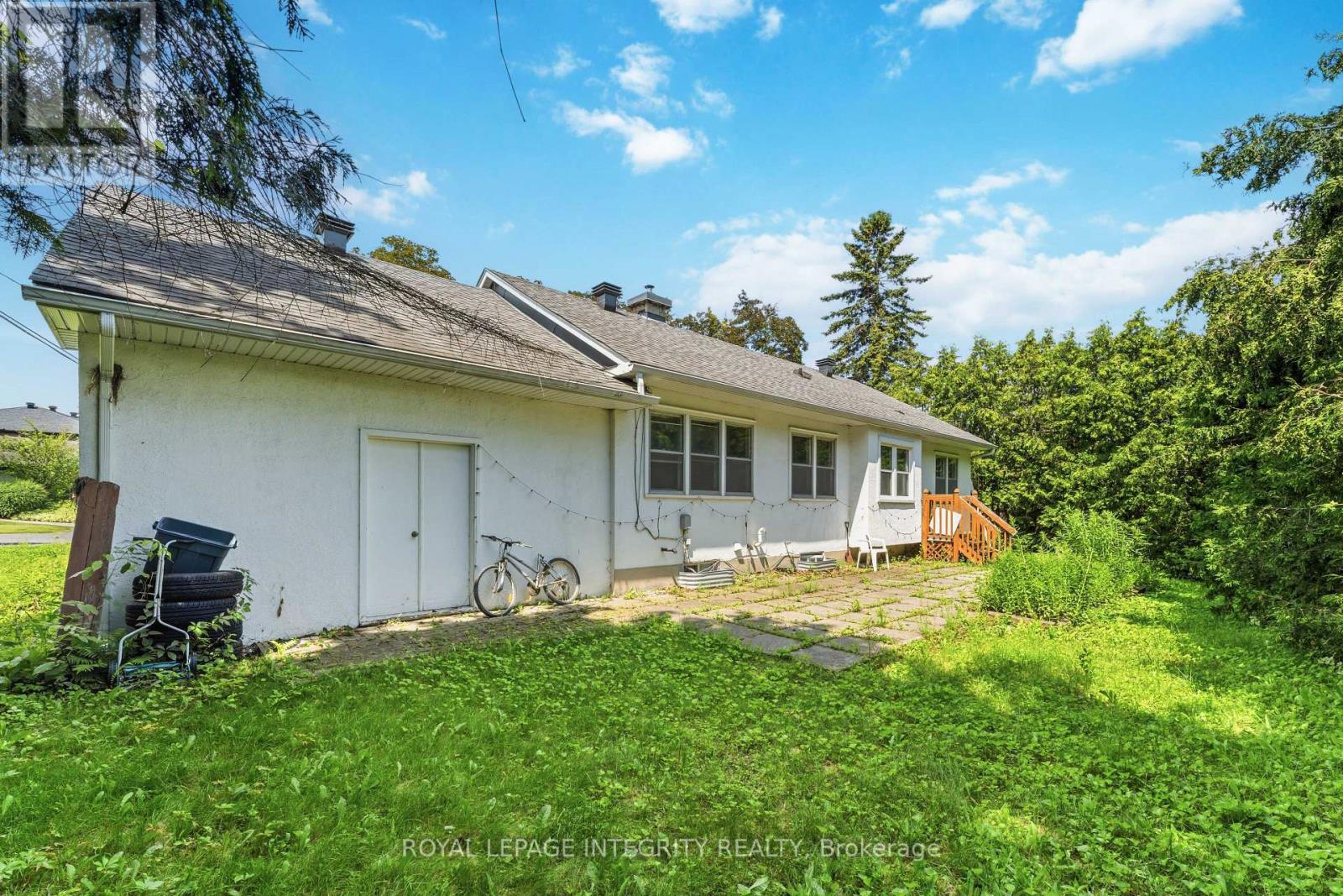 1873 FAIRBANKS AVENUE, Ottawa. Luxury613. By Peter Sagos - Image 36