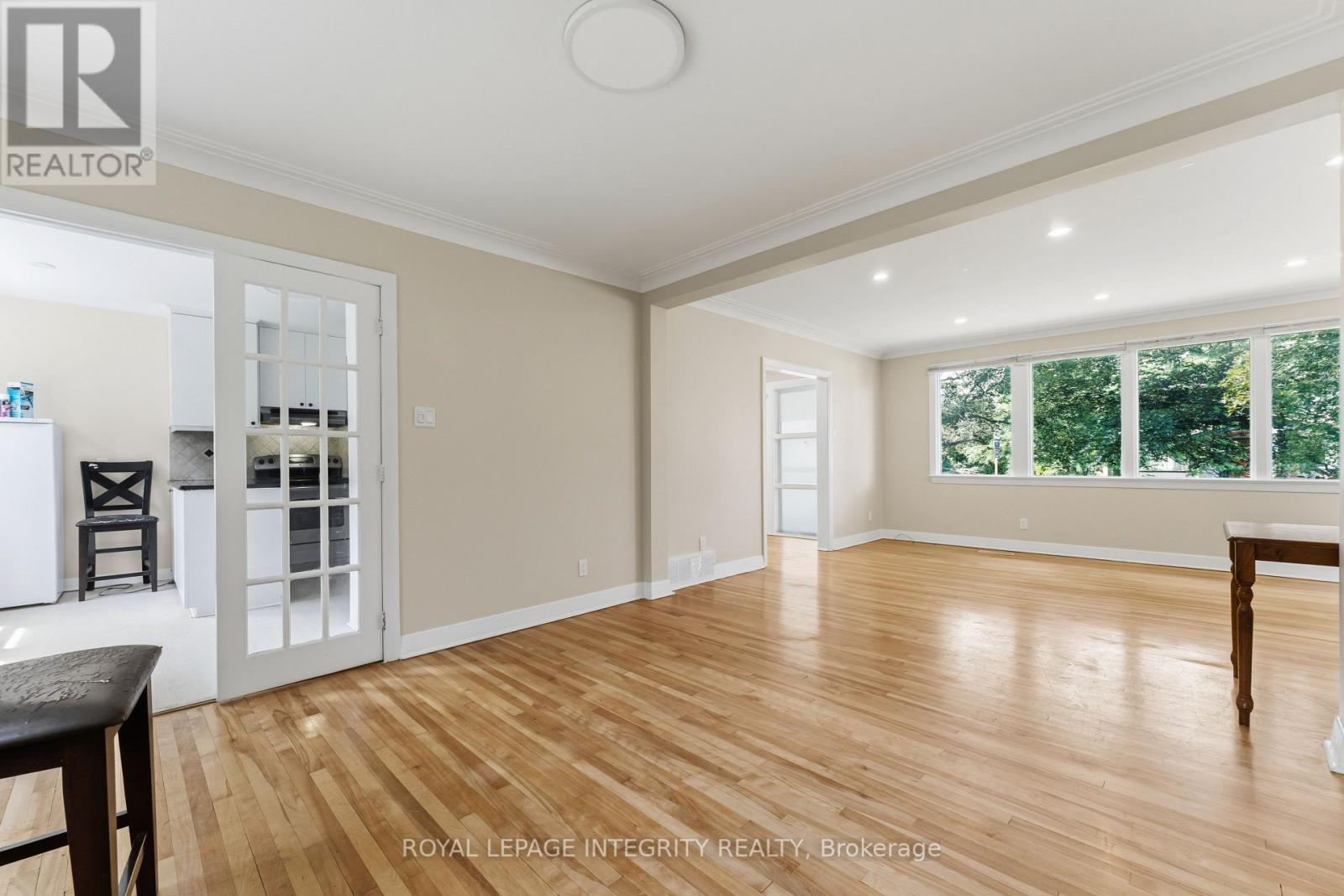1873 FAIRBANKS AVENUE, Ottawa. Luxury613. By Peter Sagos - Image 8
