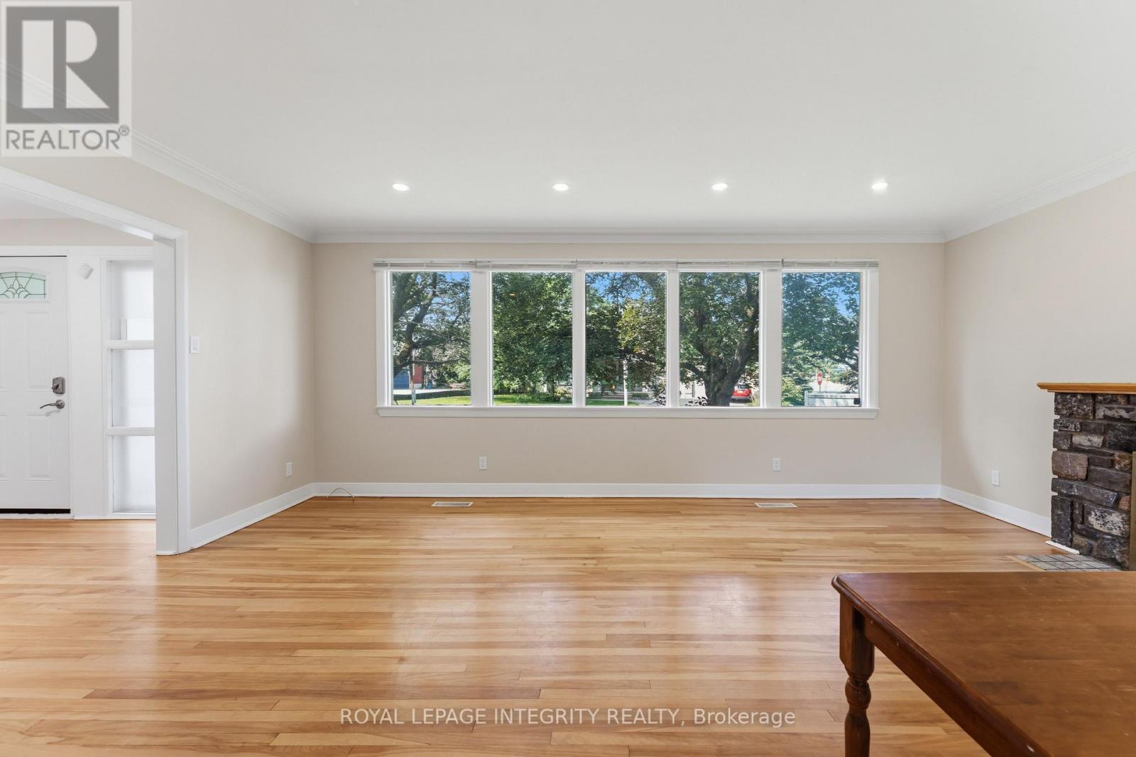 1873 FAIRBANKS AVENUE, Ottawa. Luxury613. By Peter Sagos - Image 9