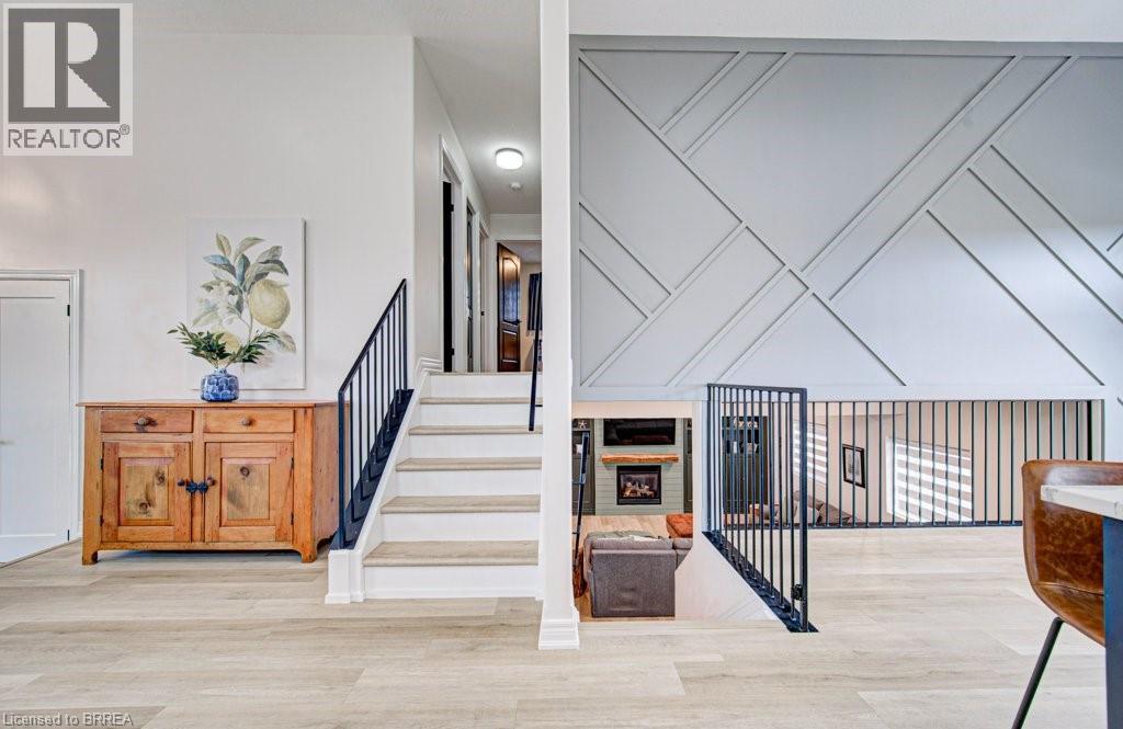 5-bedroom home for sale at 22 LONG Lane, Paris ON · photo 13 of 51