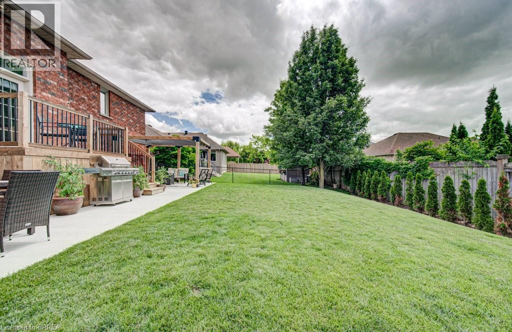 5-bedroom home for sale at 22 LONG Lane, Paris ON · photo 44 of 51