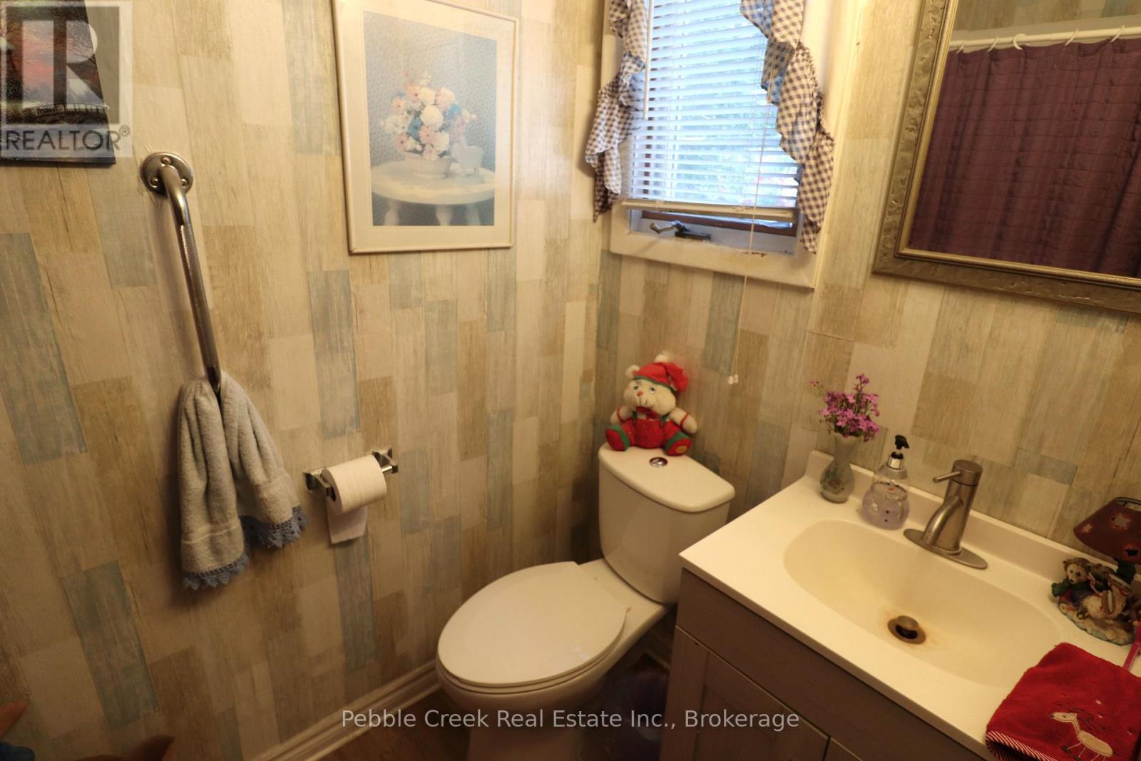 1 MAITLAND AVENUE - 11