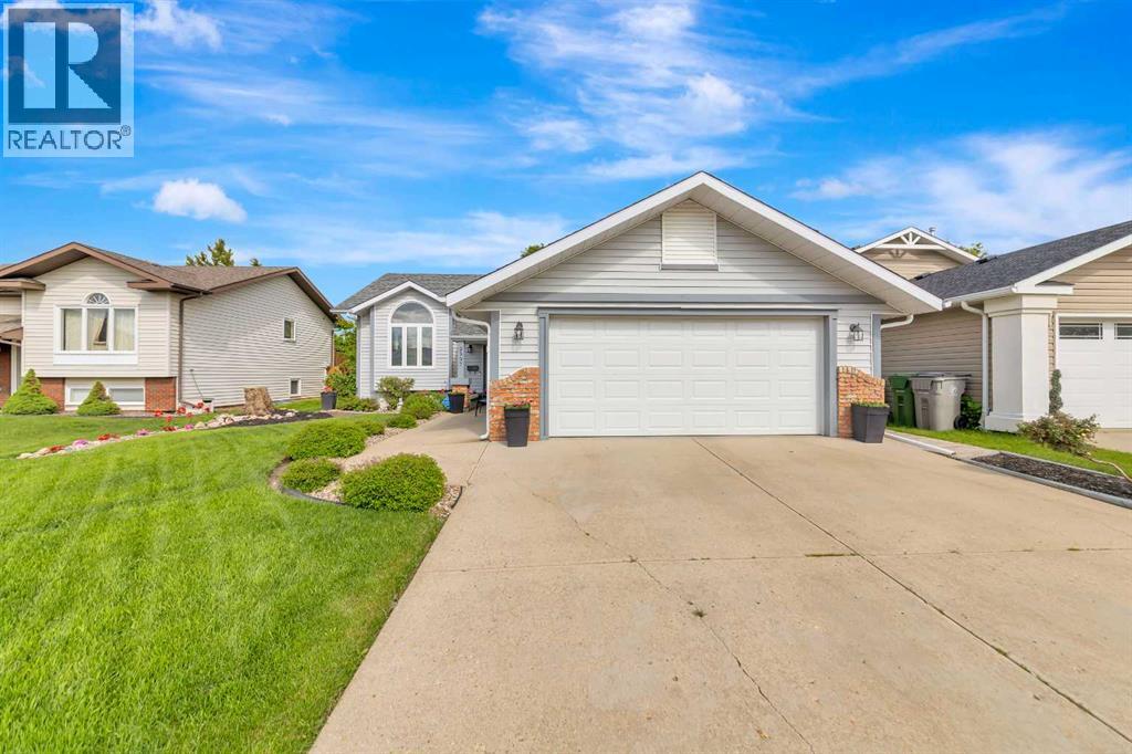 2307 52B Avenue - 1