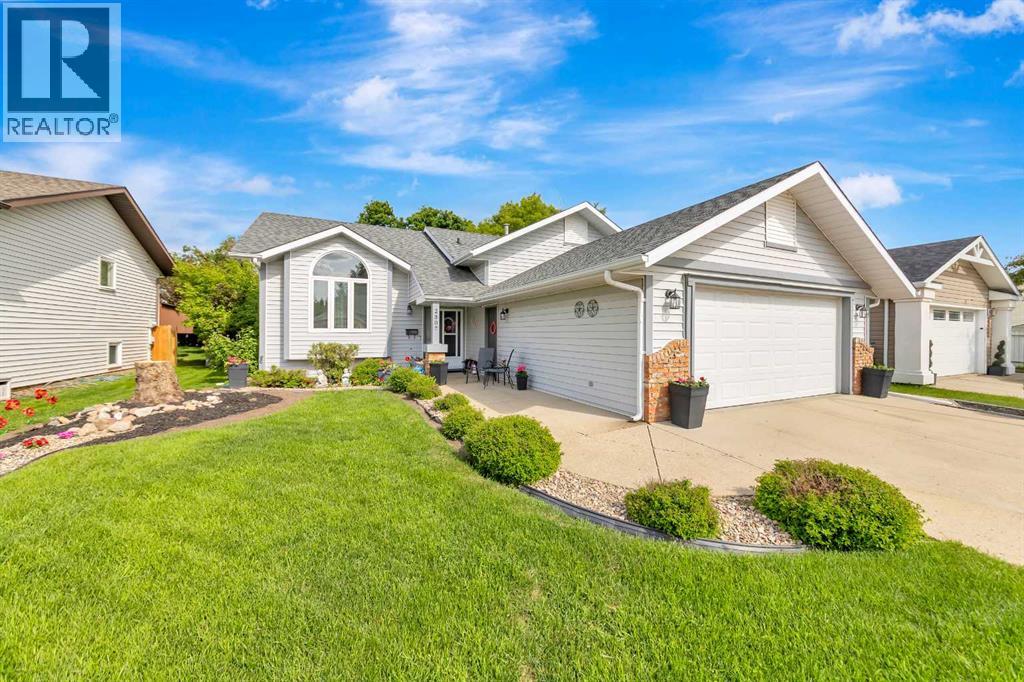 2307 52B Avenue - 3
