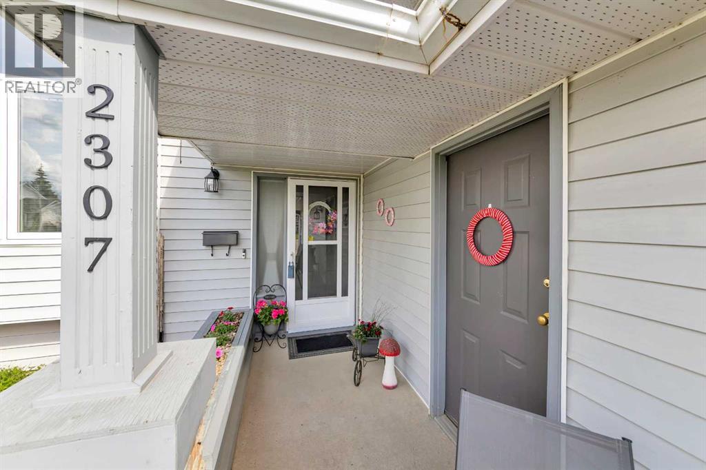 2307 52B Avenue - 4