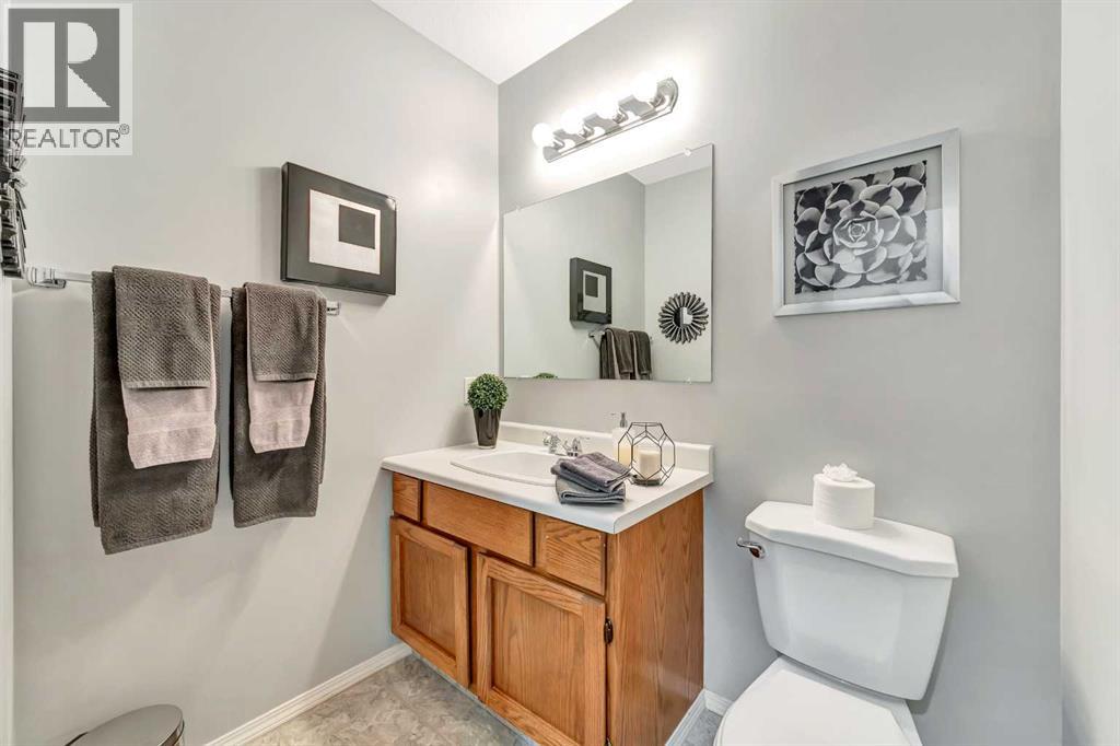2307 52B Avenue - 17
