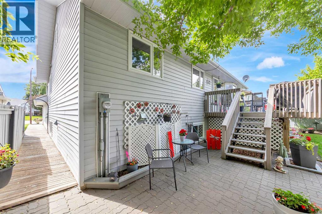 2307 52B Avenue - 40