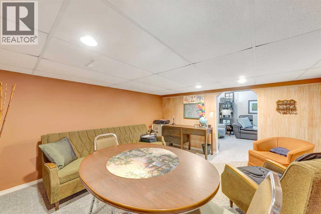 2307 52B Avenue - 27