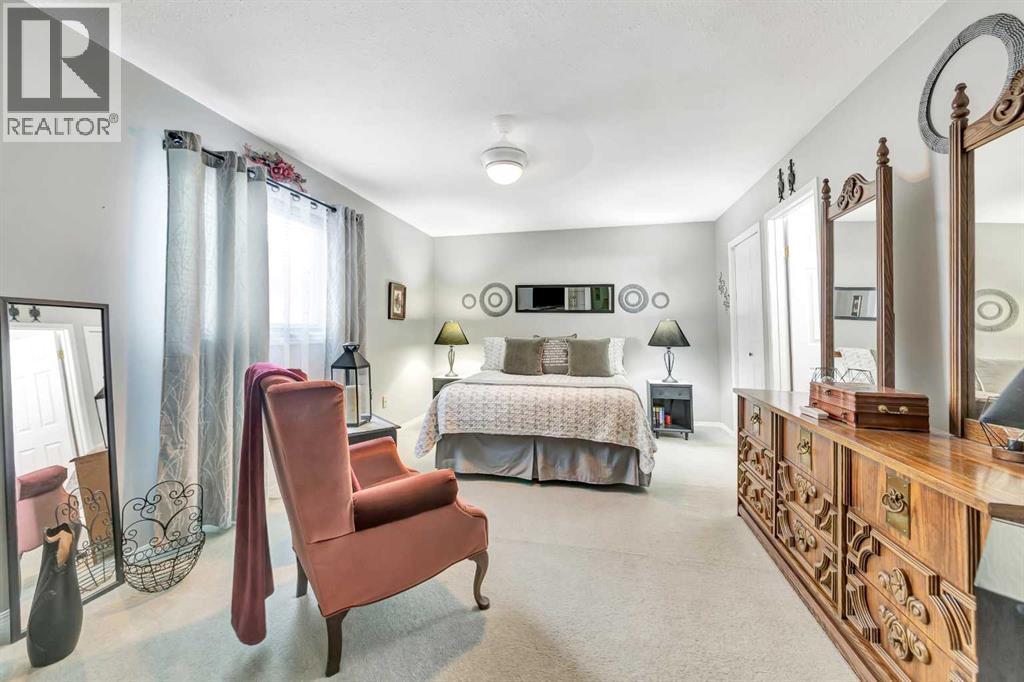 2307 52B Avenue - 18