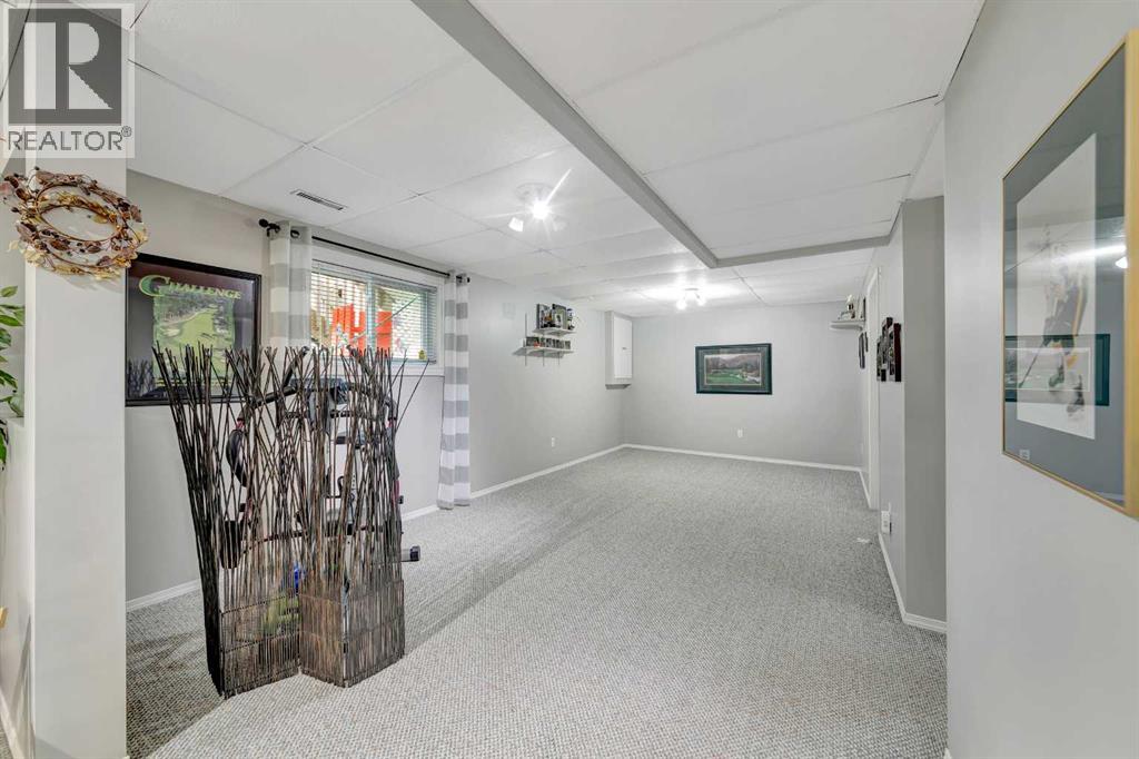 2307 52B Avenue - 30