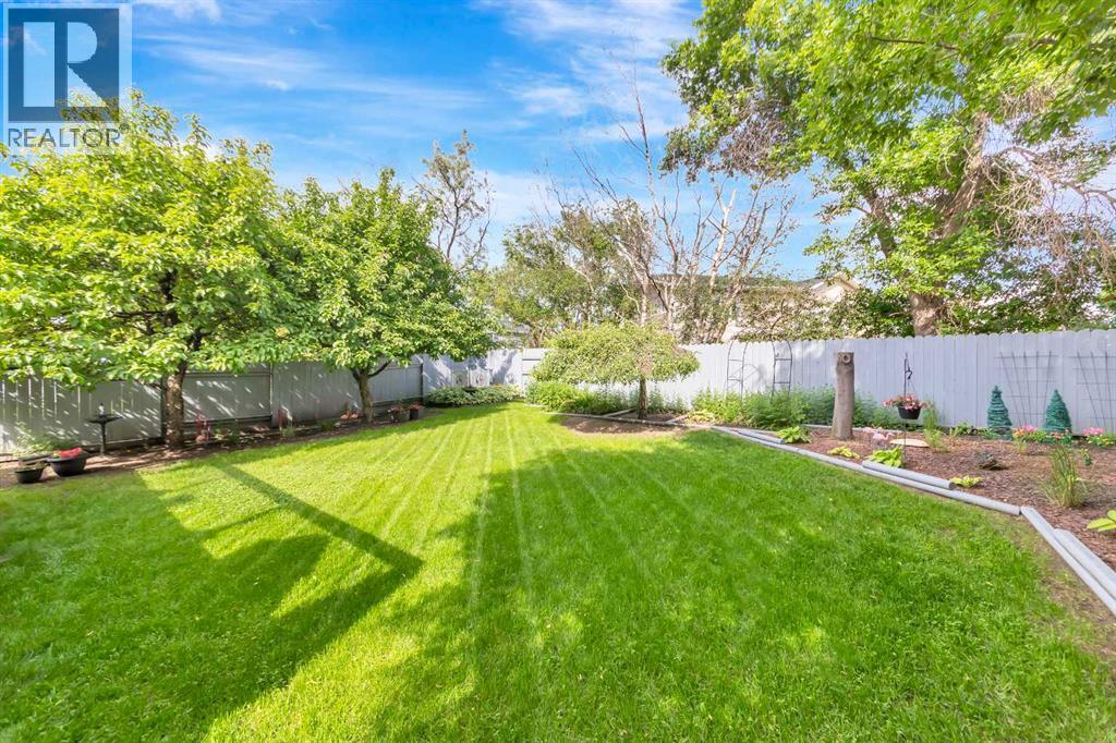 2307 52B Avenue - 41