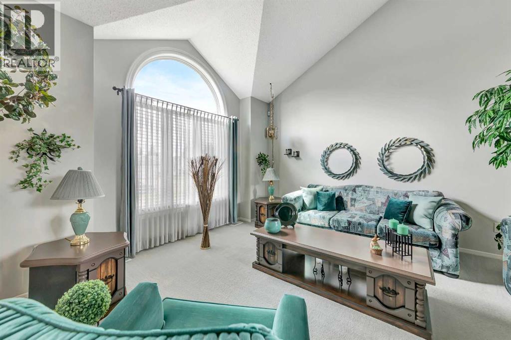 2307 52B Avenue - 8