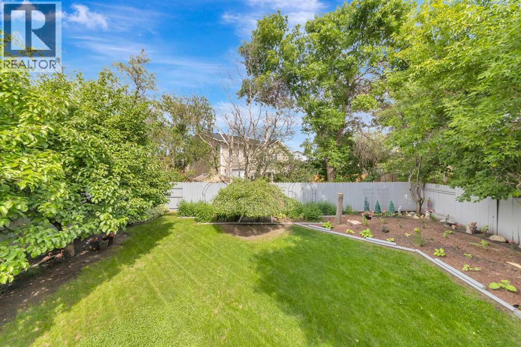 2307 52B Avenue - 39
