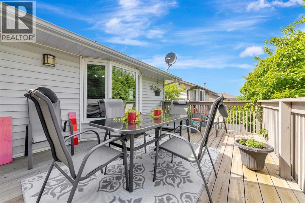 2307 52B Avenue - 36