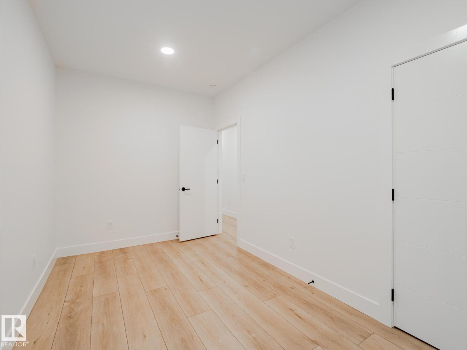14315 98 AV NW NW - 51