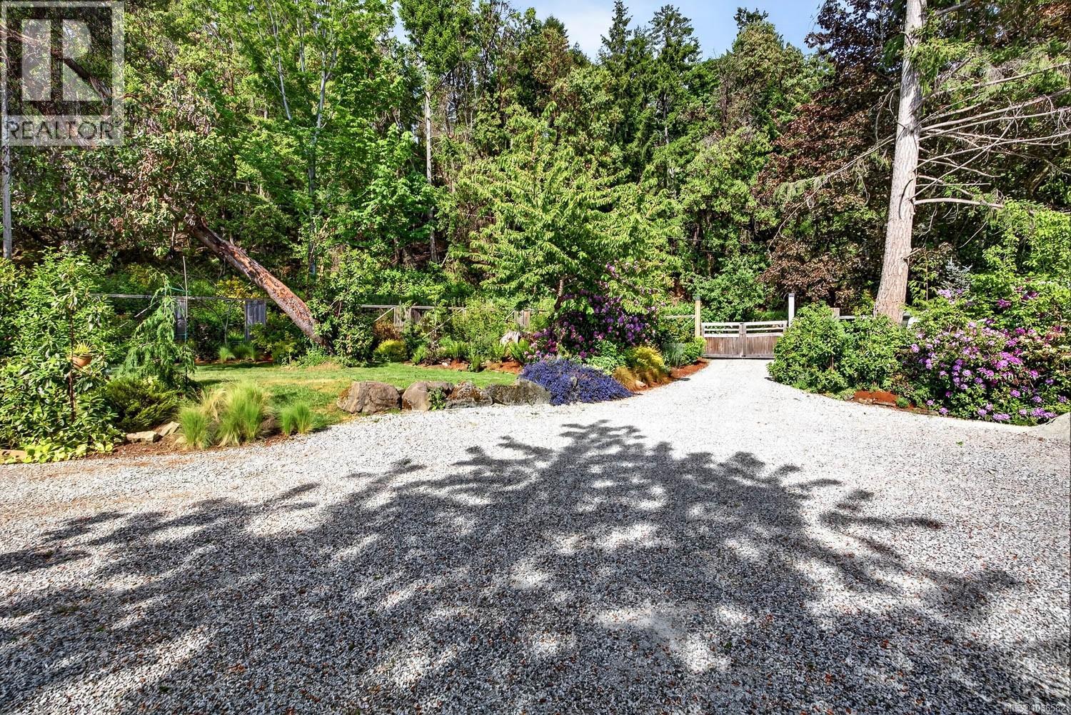 245 Mountain Park Dr - 53