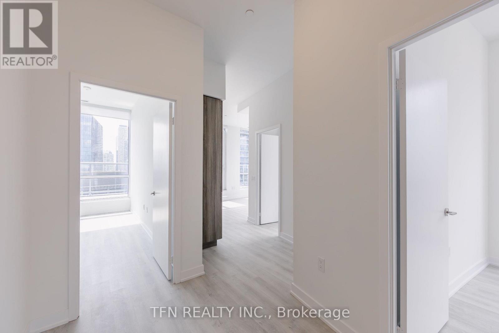 #2116 15 RICHARDSON STREET - 10