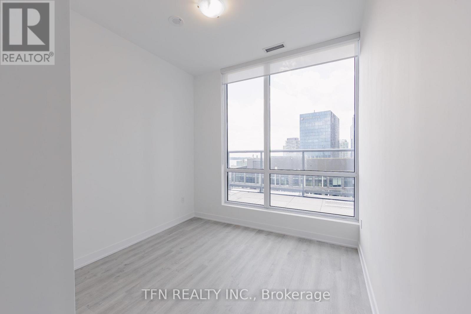 #2116 15 RICHARDSON STREET - 11