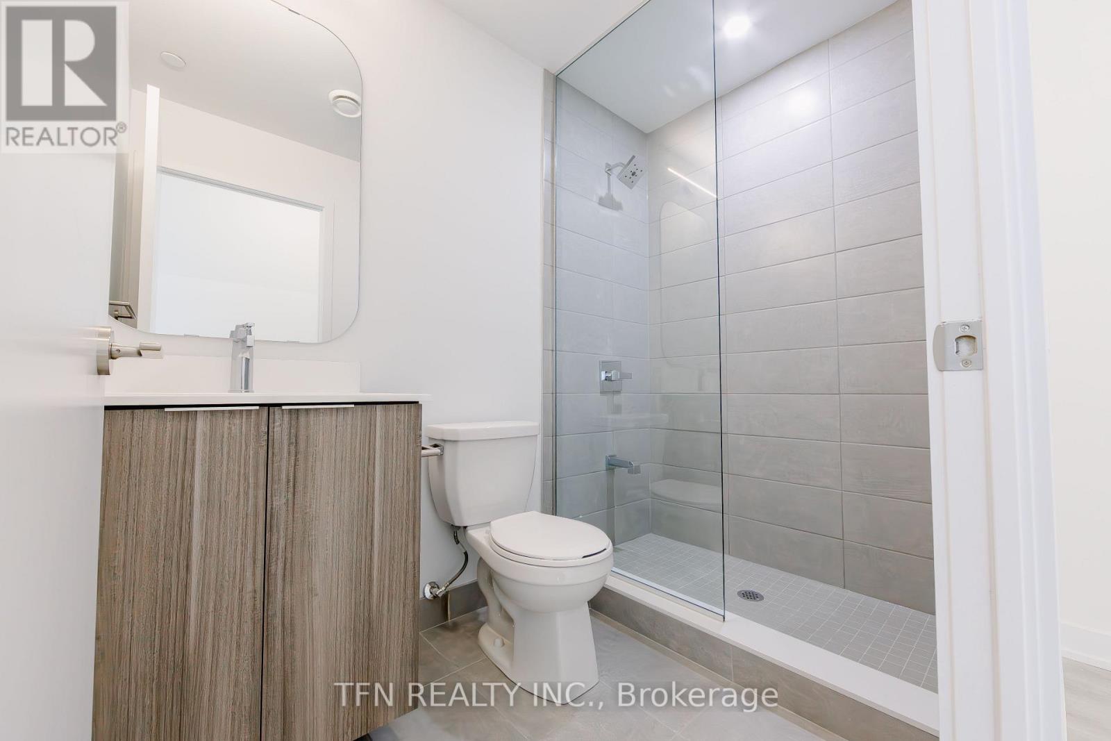 #2116 15 RICHARDSON STREET - 22