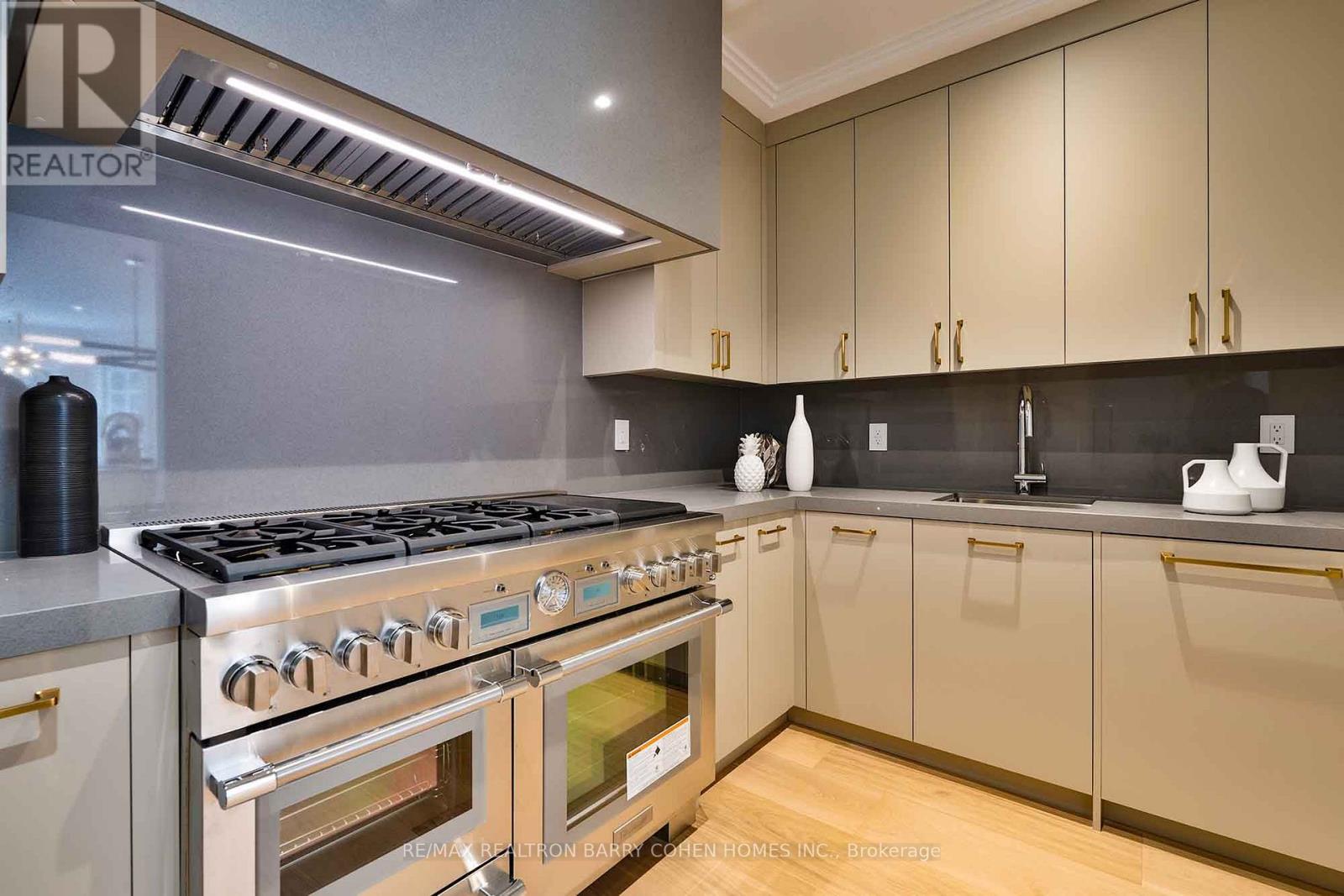 230 DUNVEGAN ROAD - 30