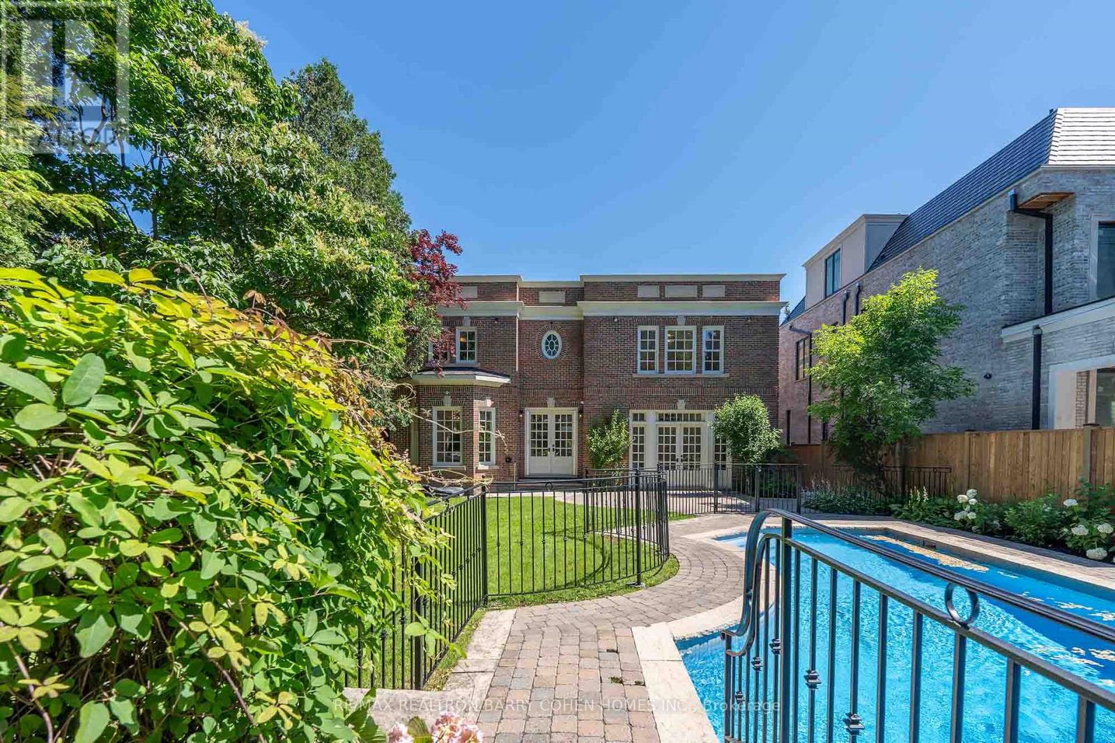230 DUNVEGAN ROAD - 8