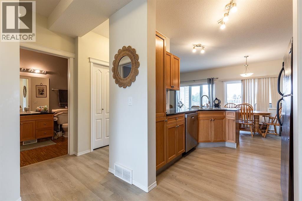 328 Northlands Pointe NE - 24