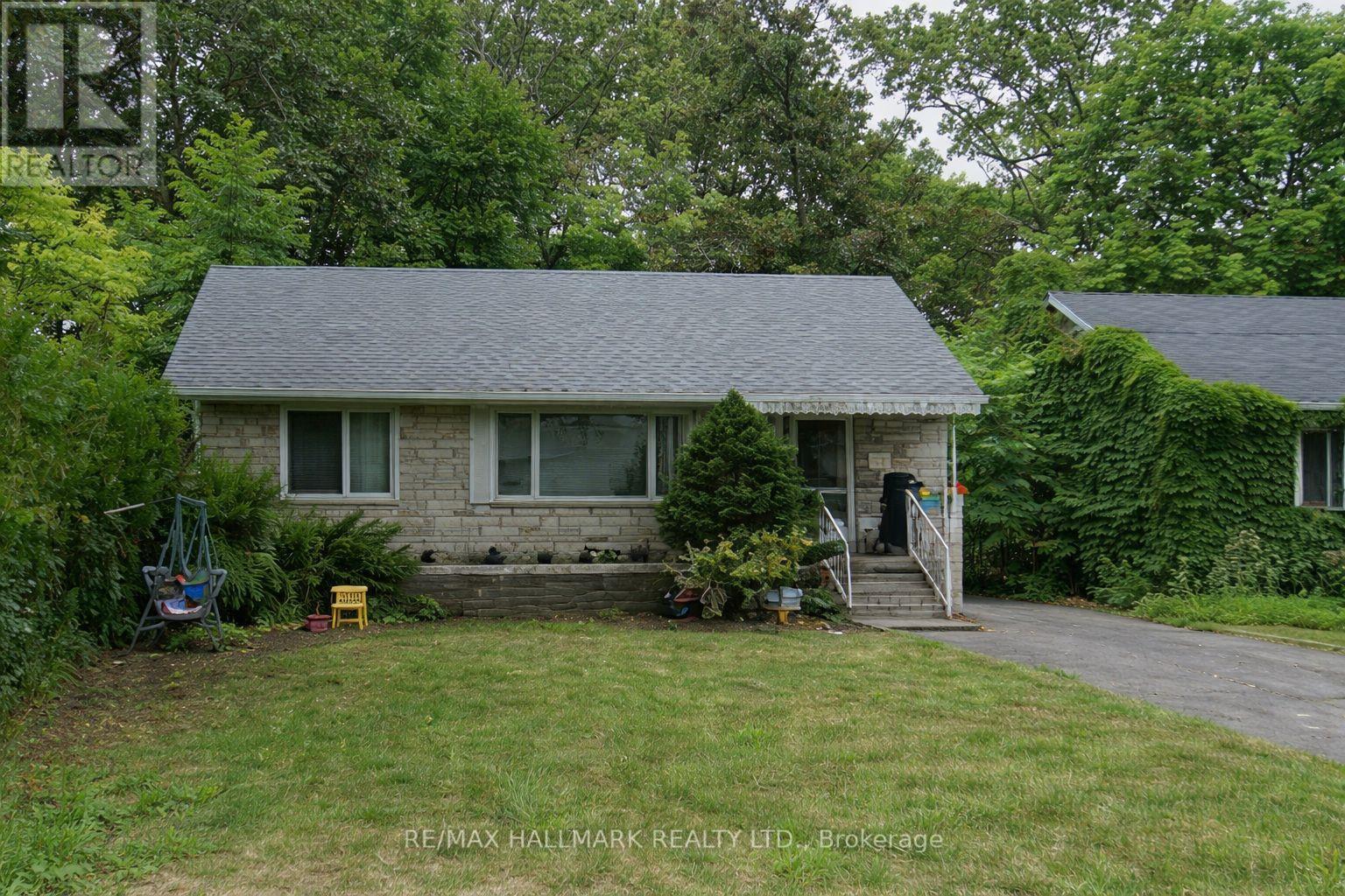 22 GRANDVIEW AVENUE - 2