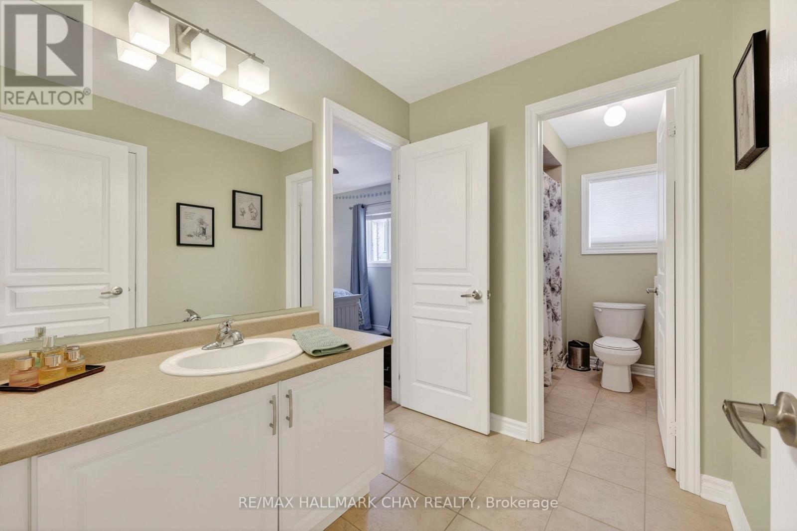 12 ORLEANS AVENUE - 31