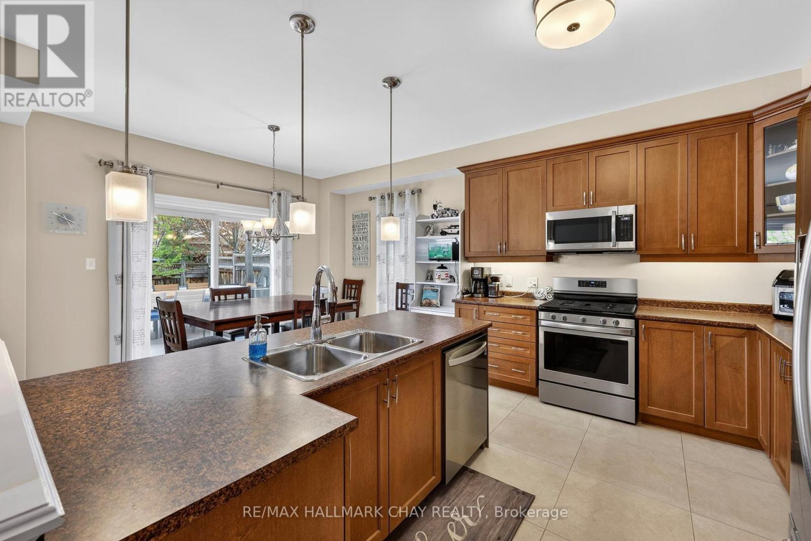 12 ORLEANS AVENUE - 6