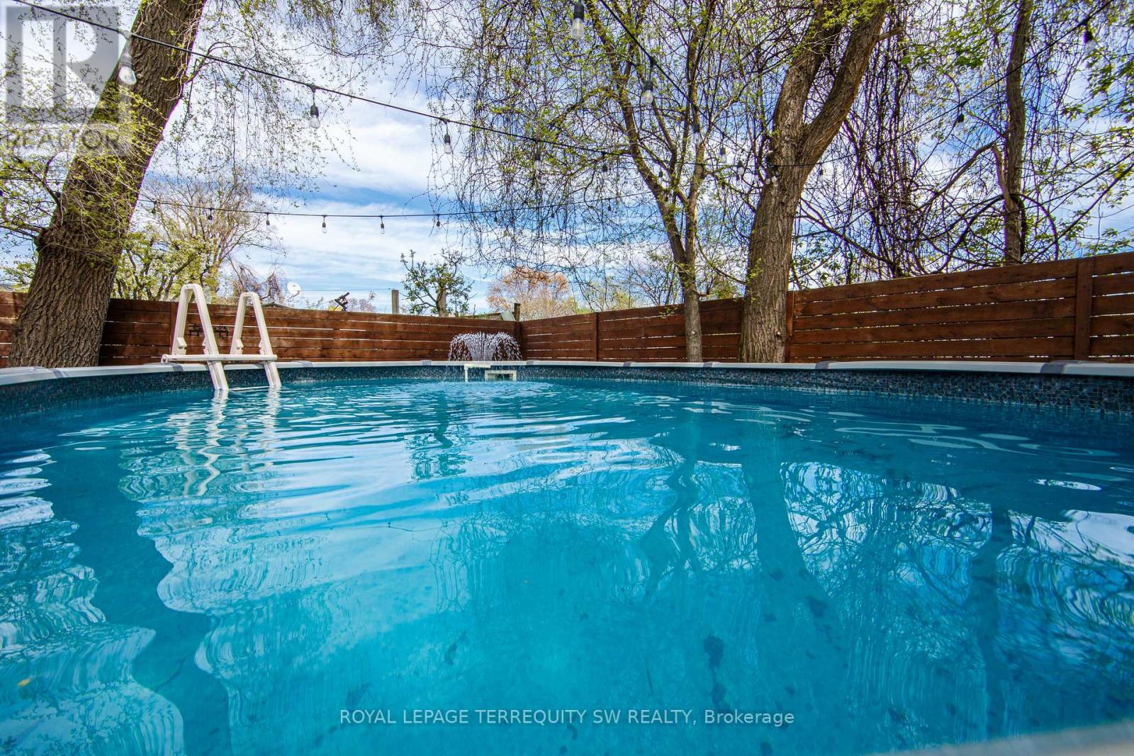 888 FOURTH STREET - 16
