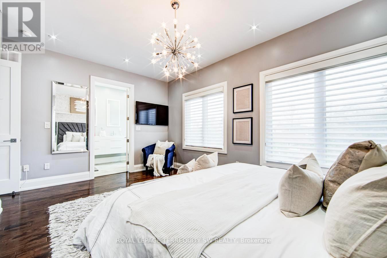 888 FOURTH STREET - 20