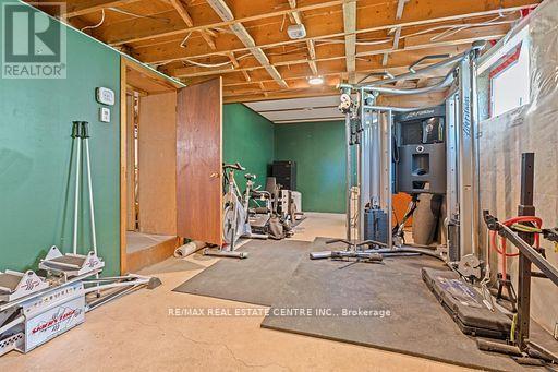 44 WILLOW STREET S - 22