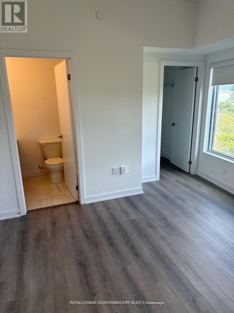 #313 2433 DUFFERIN STREET - 3
