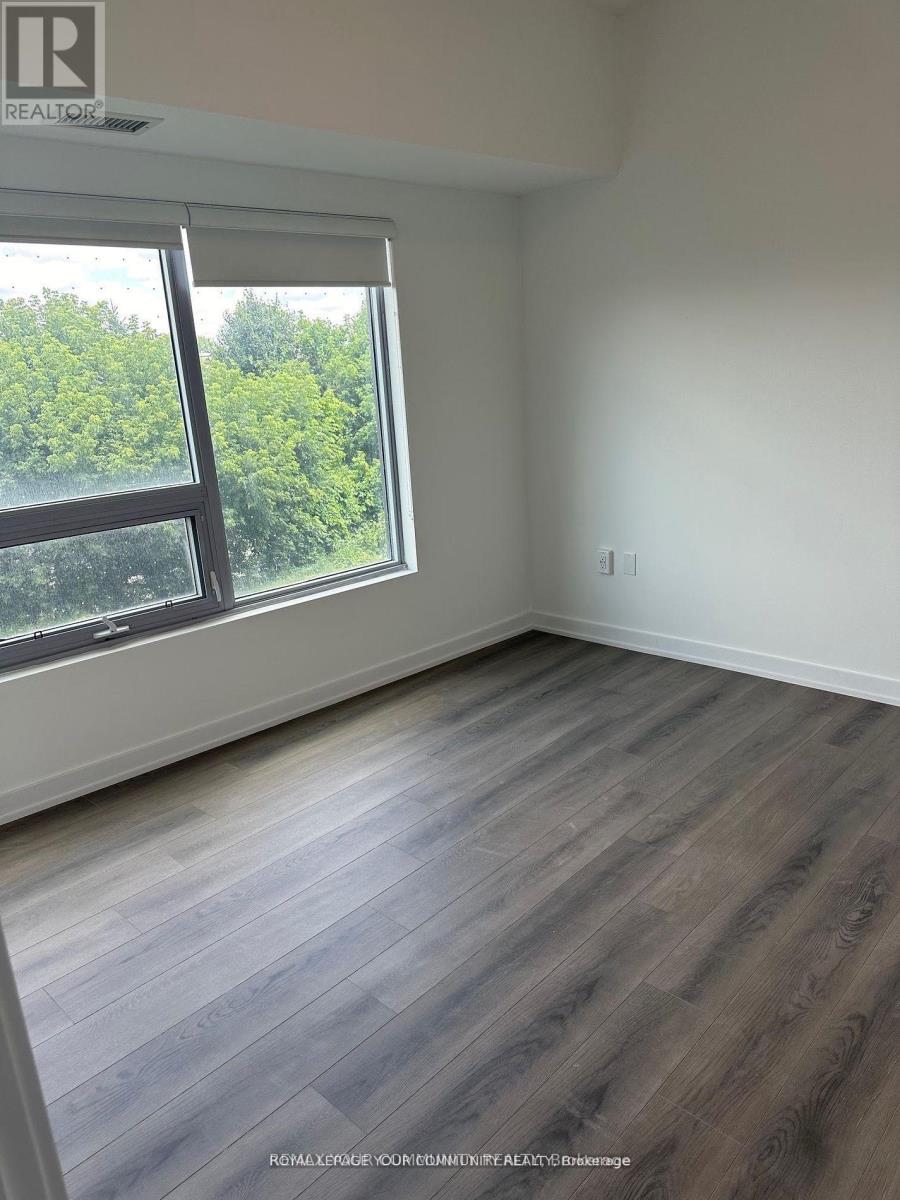 #313 2433 DUFFERIN STREET - 5