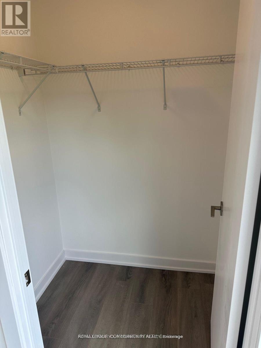 #313 2433 DUFFERIN STREET - 8