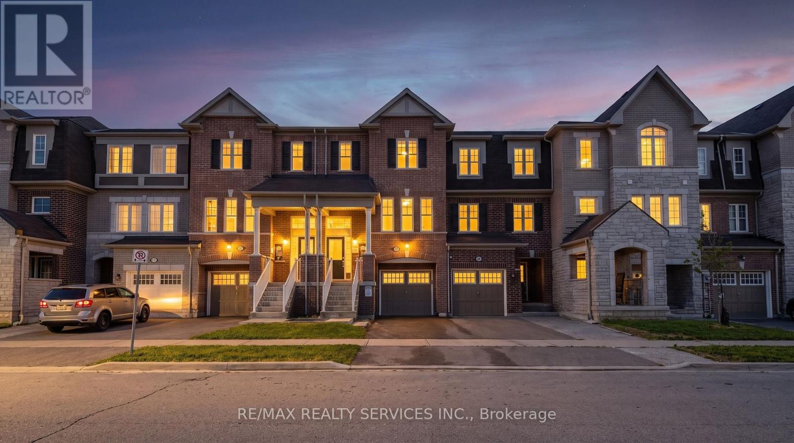39 BAYCLIFFE CRESCENT - 2