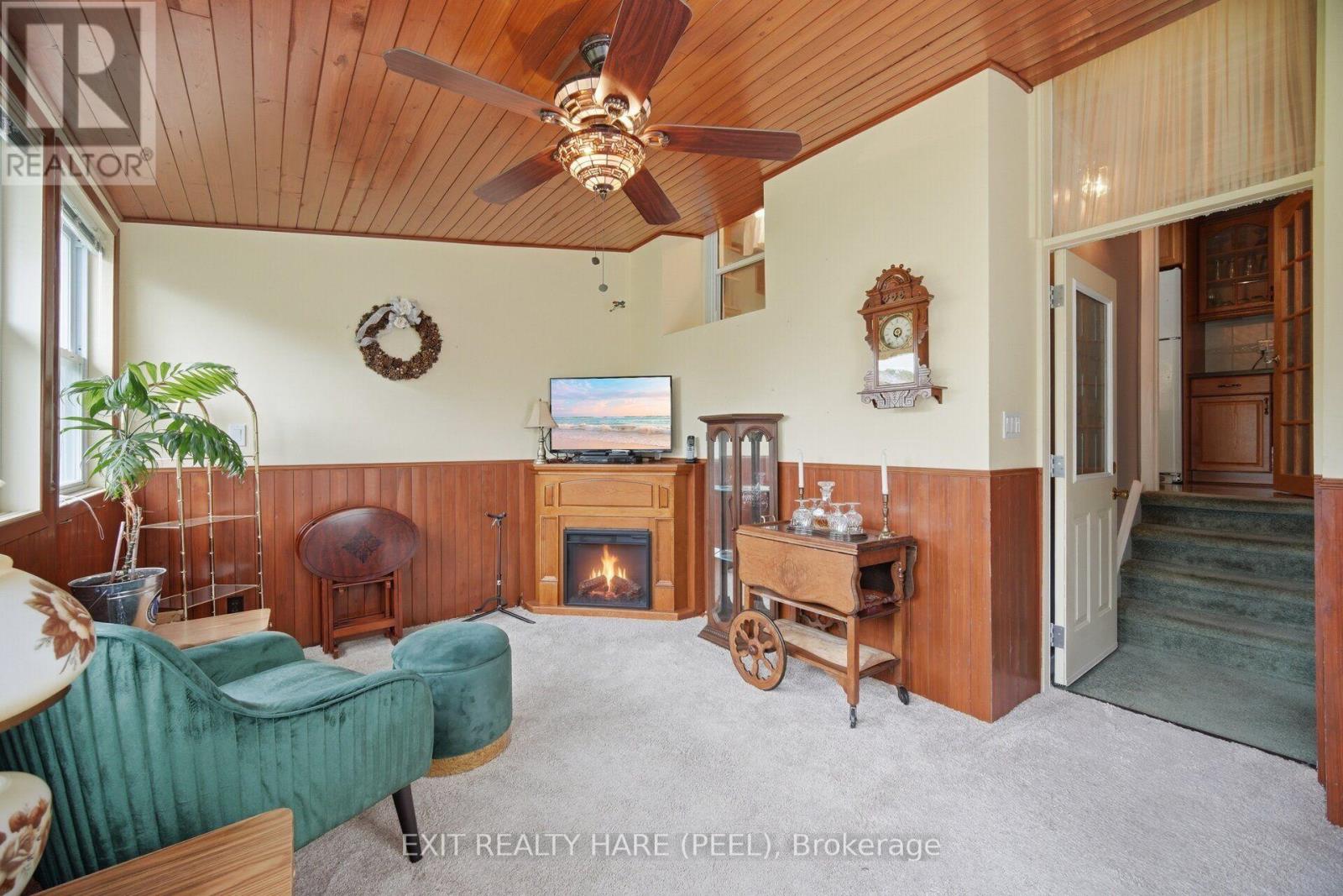 23 KIMBARK DRIVE - 29