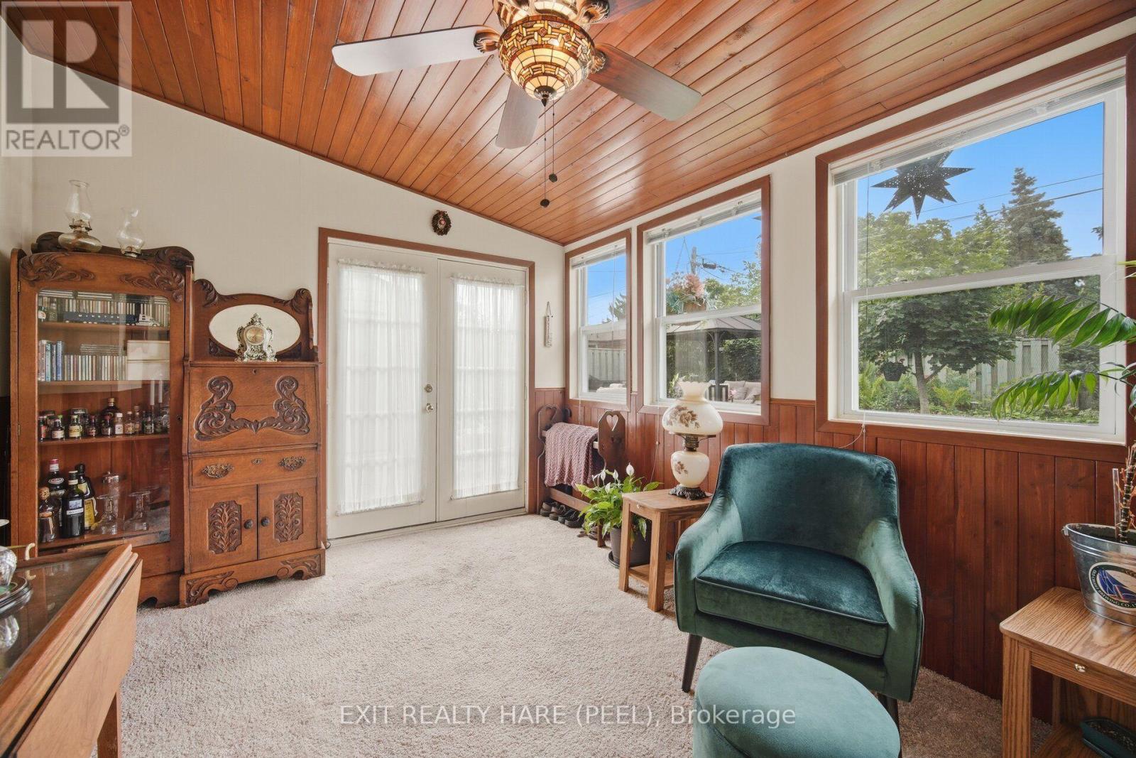 23 KIMBARK DRIVE - 32