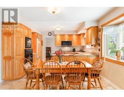 22 Oldham Crescent, Brampton, ON L6Z1W3 Photo 13