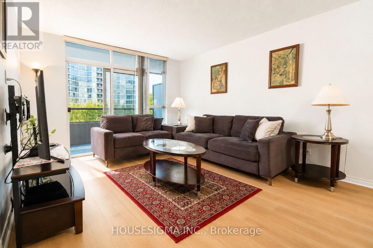 #513 35 KINGSBRIDGE GARDEN CIRCLE - 6