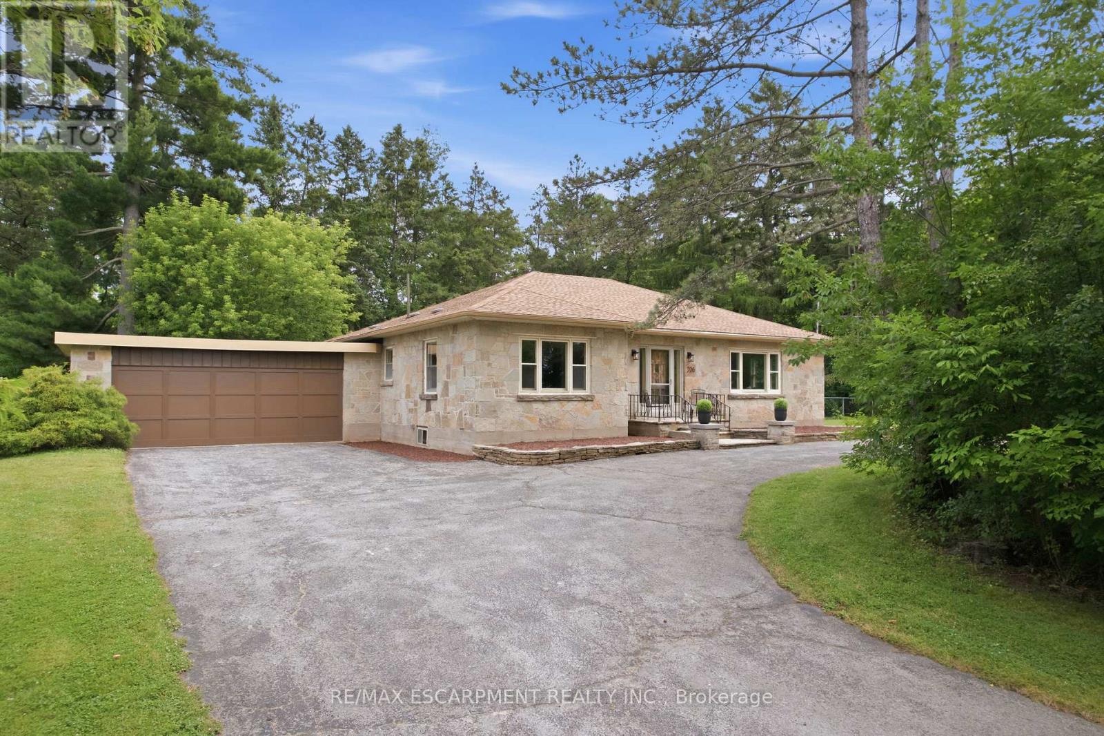 326 OLD BROCK ROAD - 2