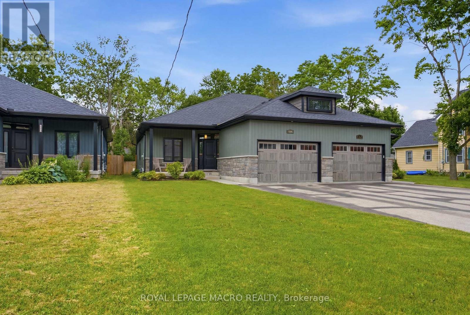 1055 BAY STREET - 1