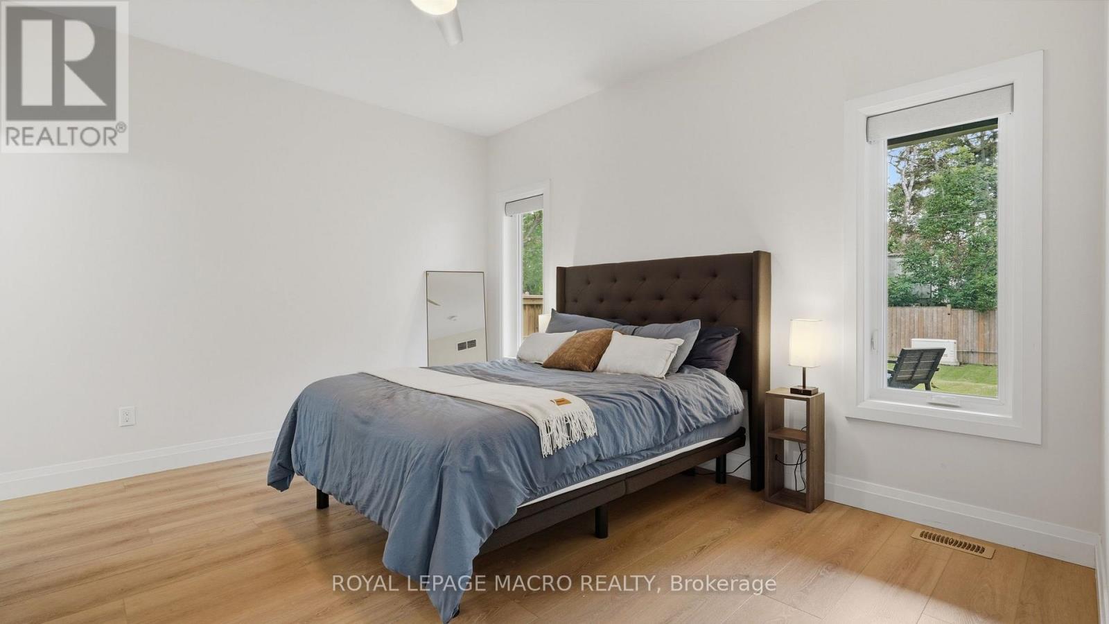 1055 BAY STREET - 15