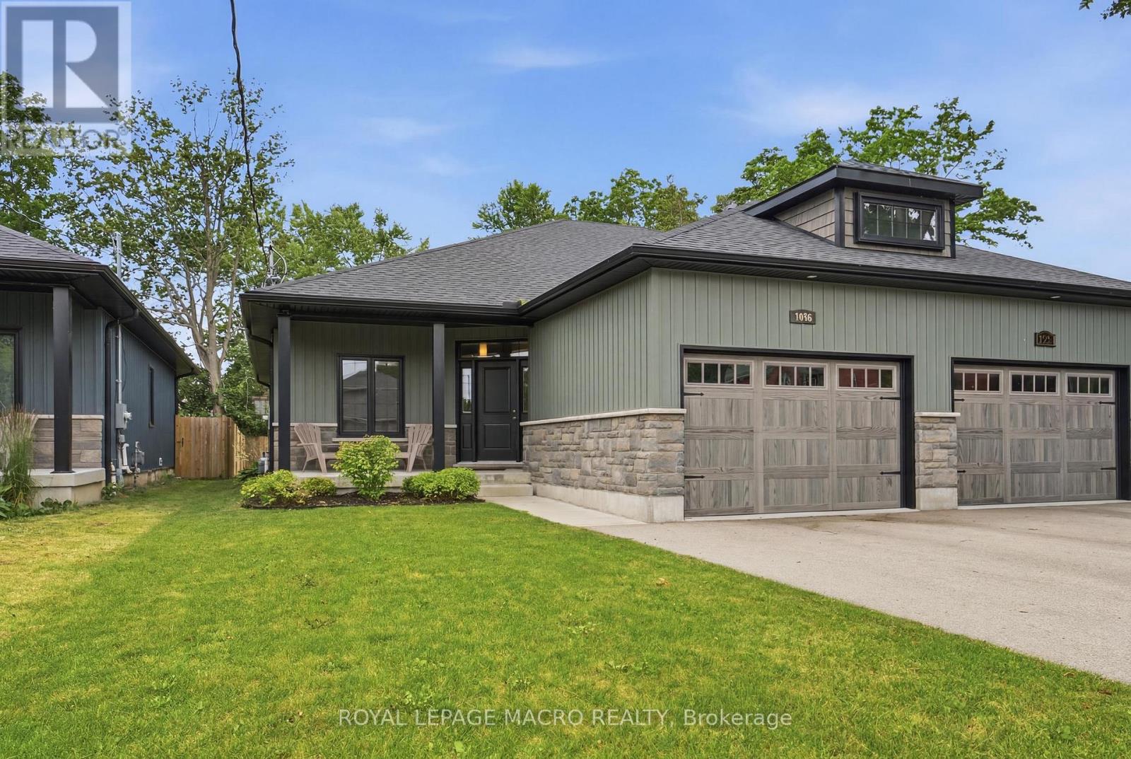 1055 BAY STREET - 3