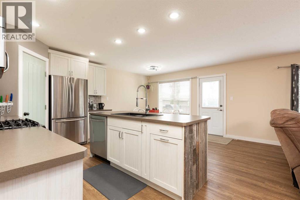 302 Sundance Drive — photo 8