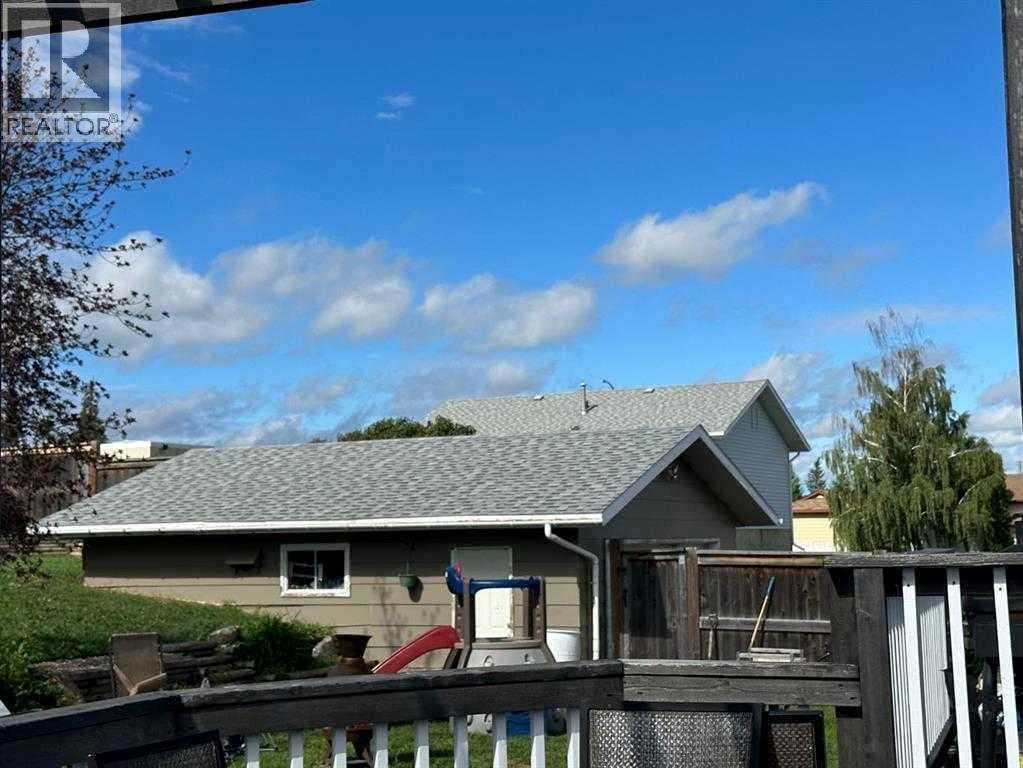 5206 49A Street - 21